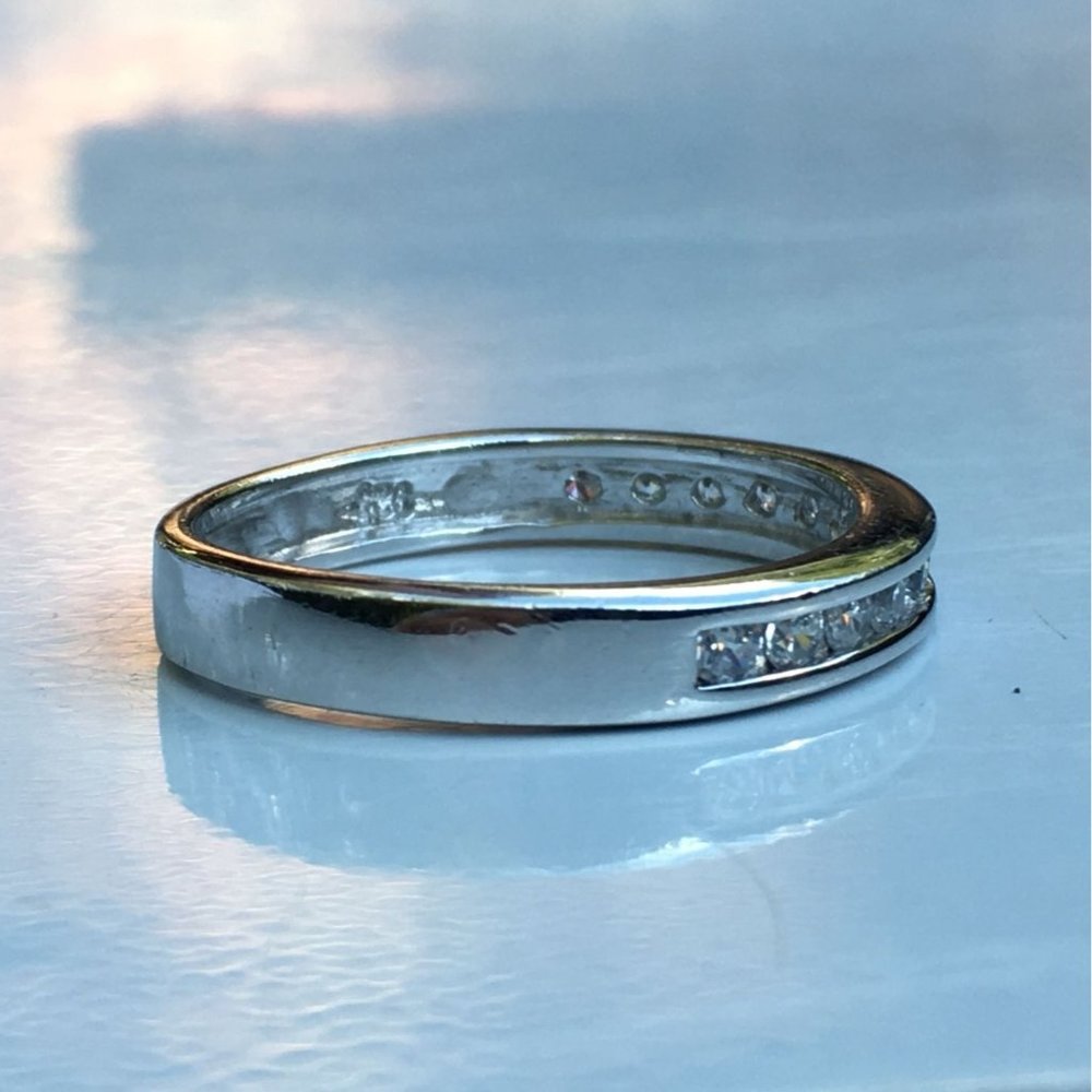 Sterling Silver Ring With Row of Cubic Zirconia Accents, Size 9 1/4 - Picture 7 of 9
